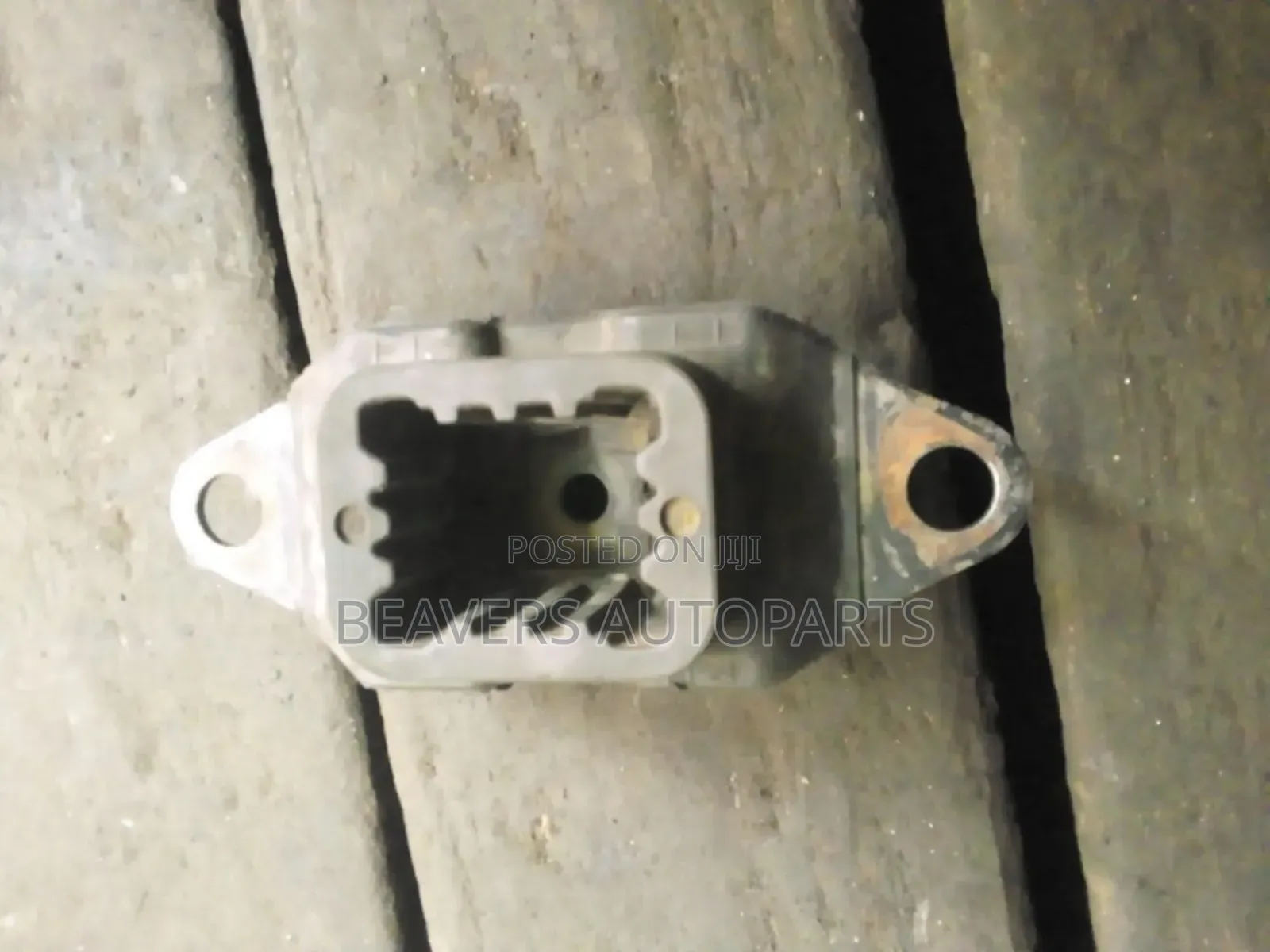 Nissan Note Gearbox Mount