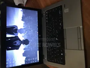 Laptop HP EliteBook 840 G3 8GB Intel Core I5 SSHD+SSD 500GB