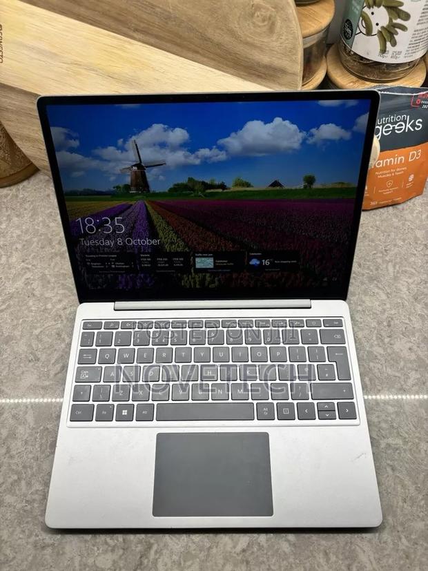 Laptop Microsoft Surface Go 2 16GB Intel Core I7 SSD 512GB - main view