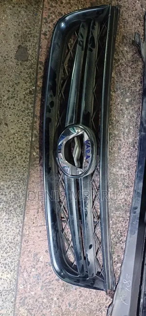 Toyota Fielder/Axio 2010 Grill