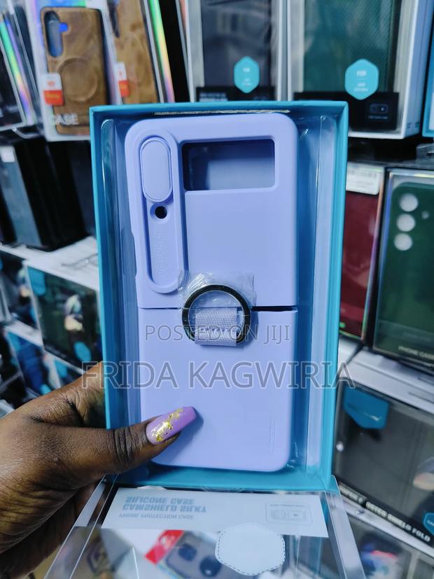 Nilkin Silicone Case for Samsung Flip 4 and Flip 3
