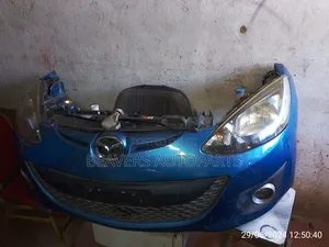 Mazda Demio 2008-2012 Nosecut
