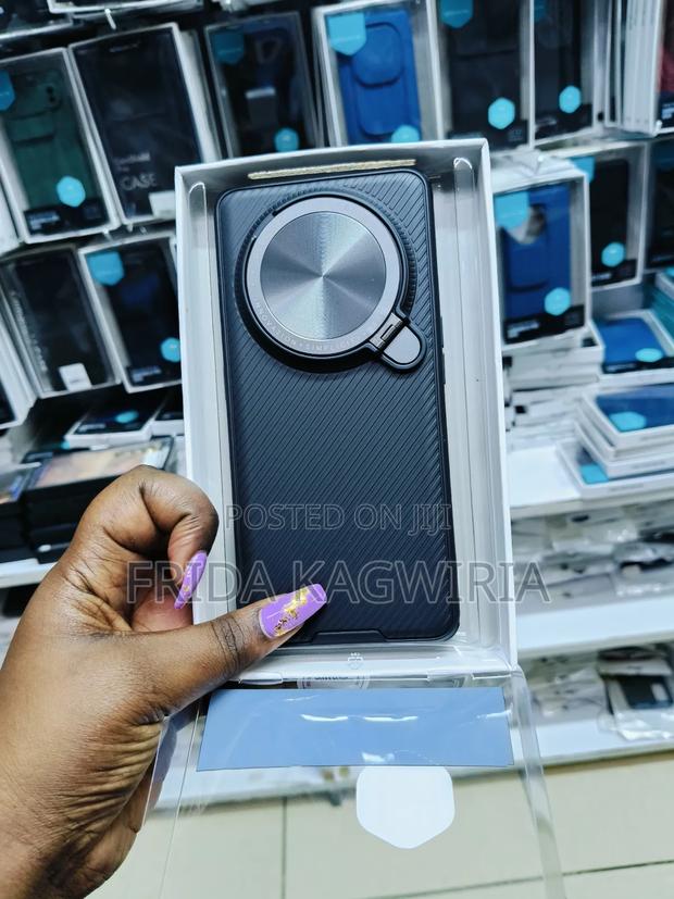 Oppo Find X6 Pro Nilkin Camshield Back Cover With Stand - main view