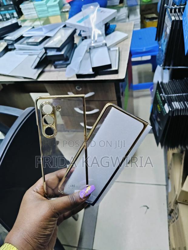 Samsung Galaxy Fold 5 Clear Back Cover With Front Protector - thumbnail 2