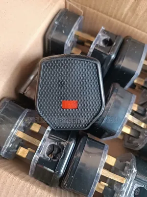 Top Plug 13A Fuses