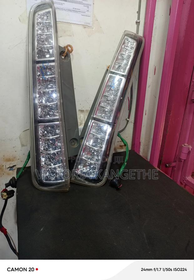 Isis Taillights Clear Ex Japan