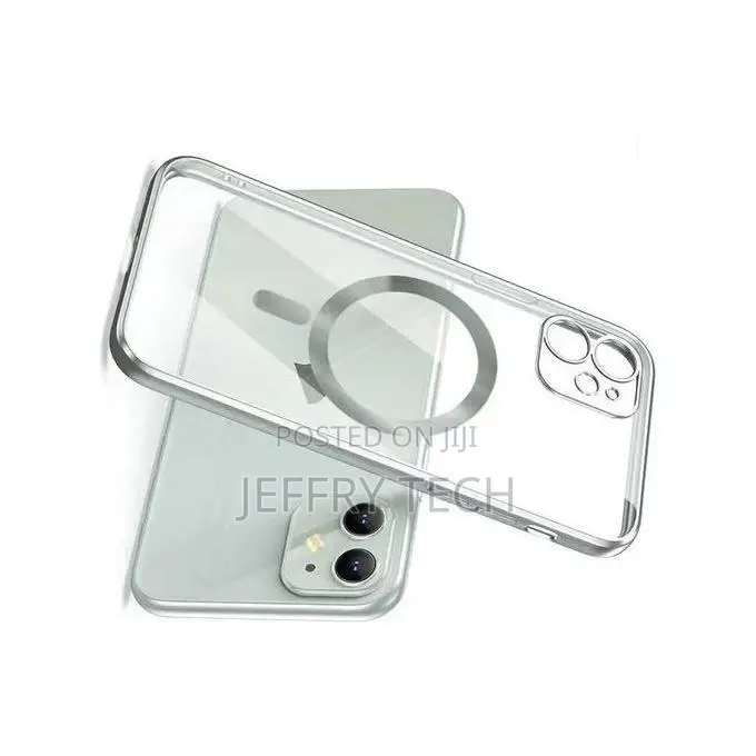 Magsafe Silicone With Camera Protection for iPhone 15 - Silv