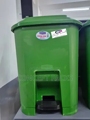 30l Plastic Pedal Dust Bin.
