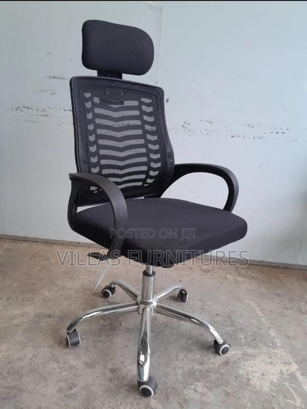 Adjustable Headrest Office Chair