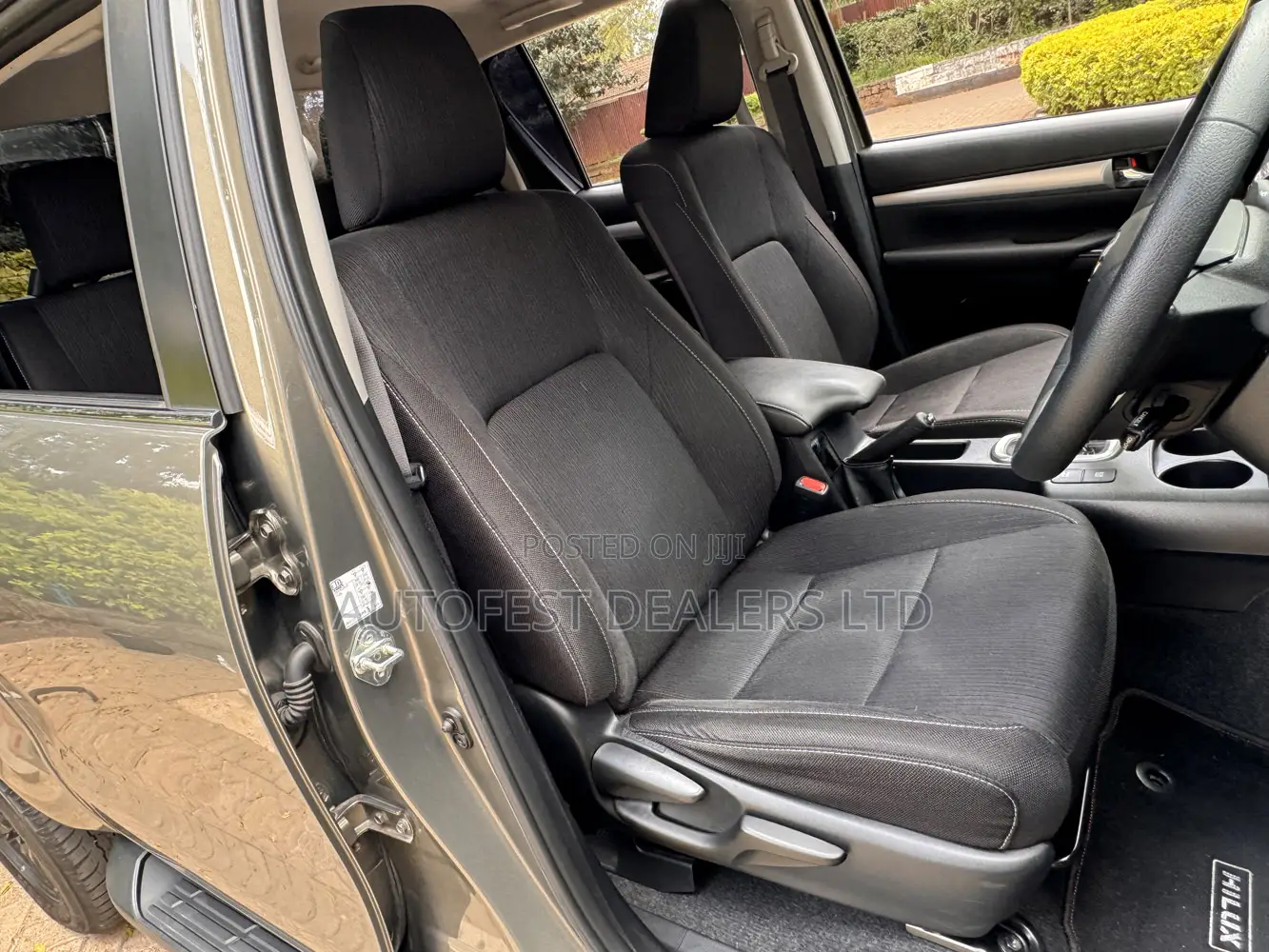 Toyota Hilux 2020 Green