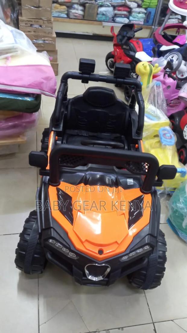 Toy Car - thumbnail 3