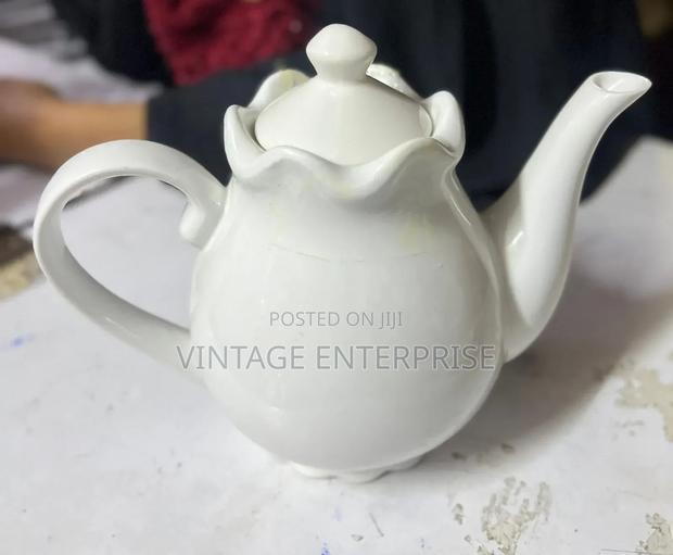 LTR Ceramic Tea POT - main view