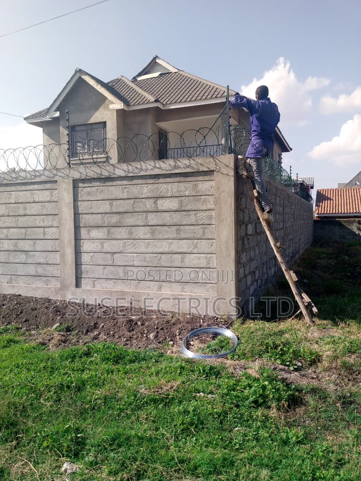 Electric Fence and Razor Installation