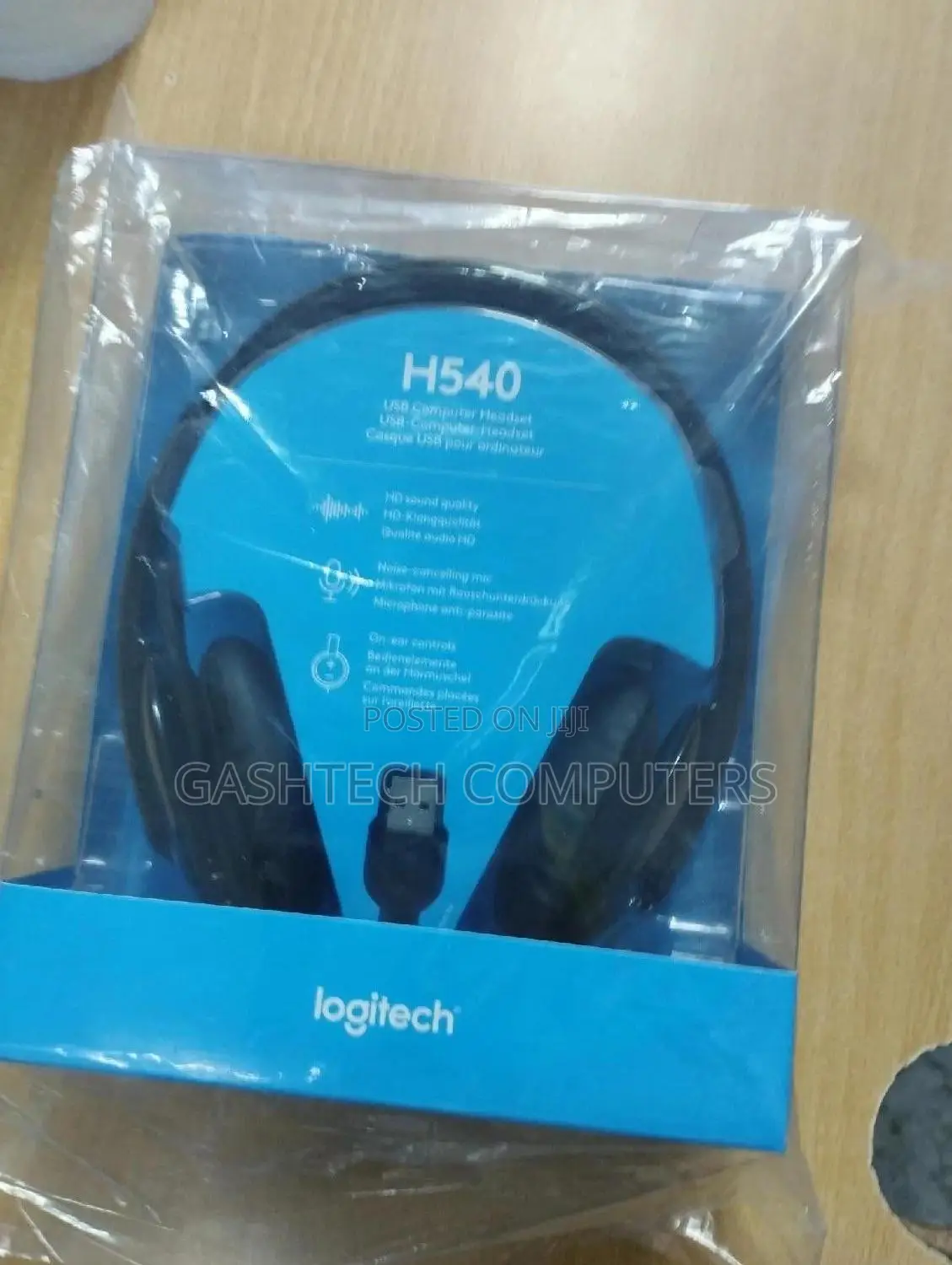 Logitech H540 Usb Headphone With Noise-Cancelling Microphone