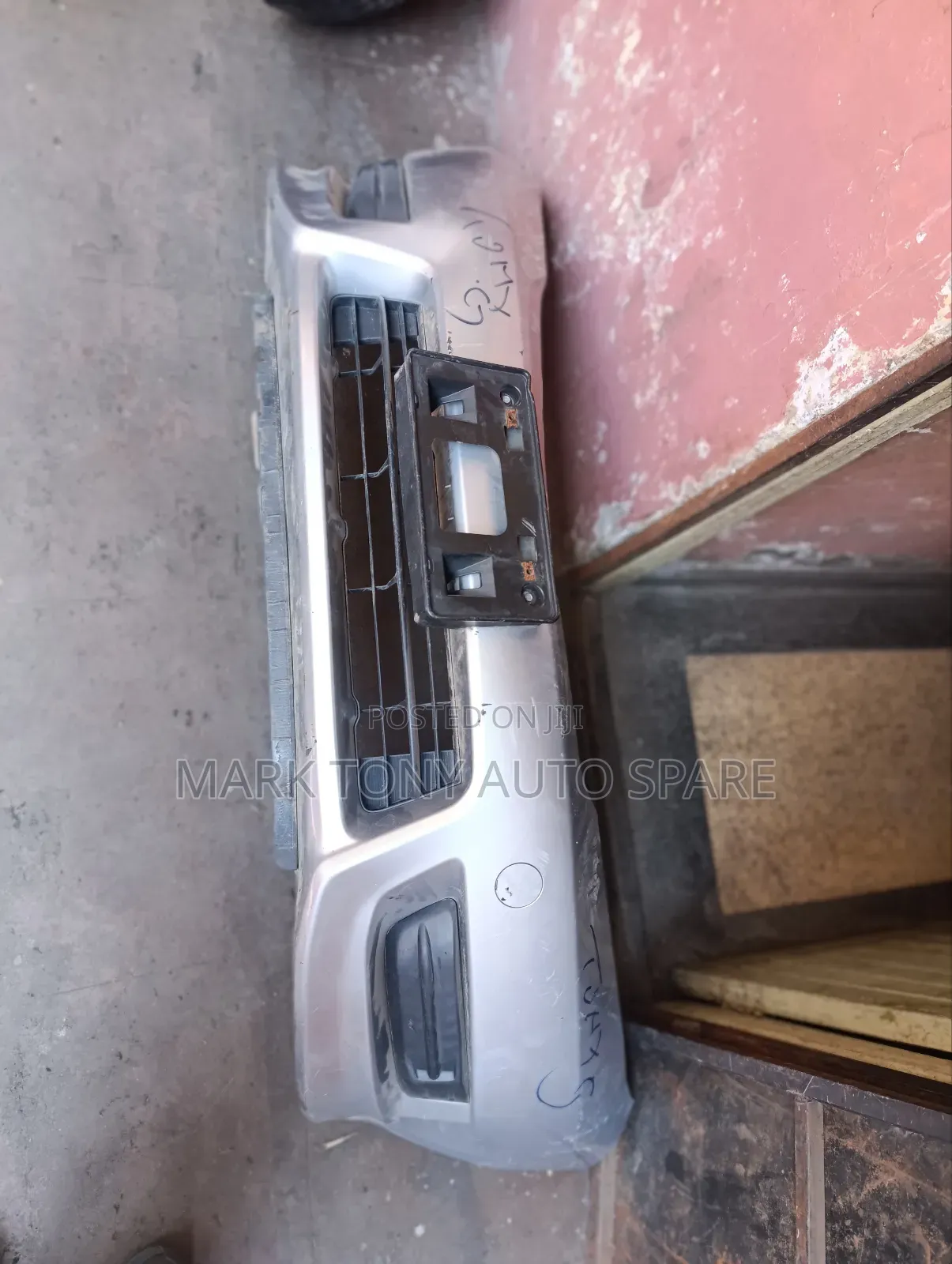 Honda Fit 2012 Shuttle Front Bumper 