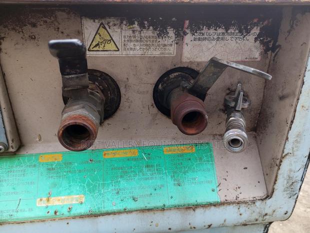 Quality Denyo DPS - 70SPB Air Compressor Ex- Japan - thumbnail 2