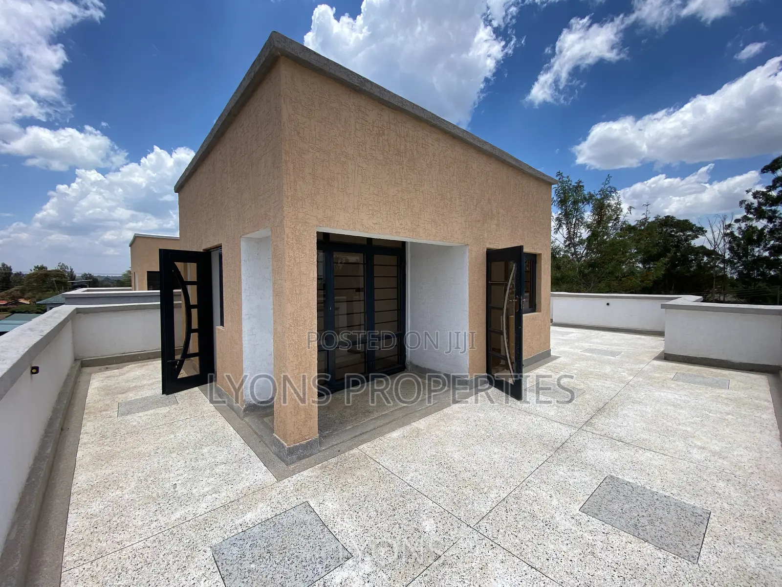 3bdrm Maisonette in Rimpa for rent