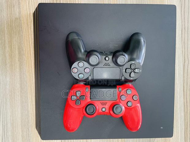 Pro Ps4 Pro 1tb Used With One Pad