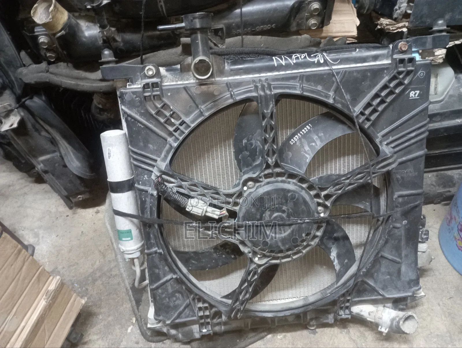Nissan March Radiator Complete