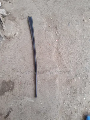 Honda Fit New Model Windscreen Moulding Finisher