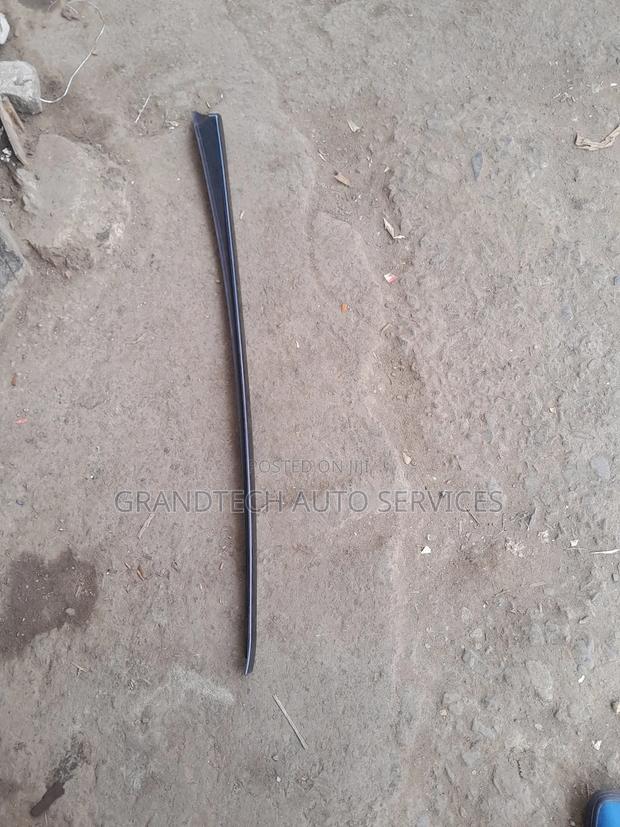 Honda Fit New Model Windscreen Moulding Finisher