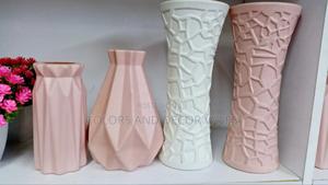 Hard Plastic Vases 18cm- 30cm - thumbnail 2