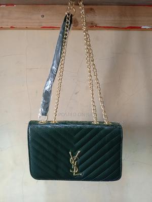 Classic Fashion Lady Simple Shoulder v-Shaped Chain Bag - thumbnail 2