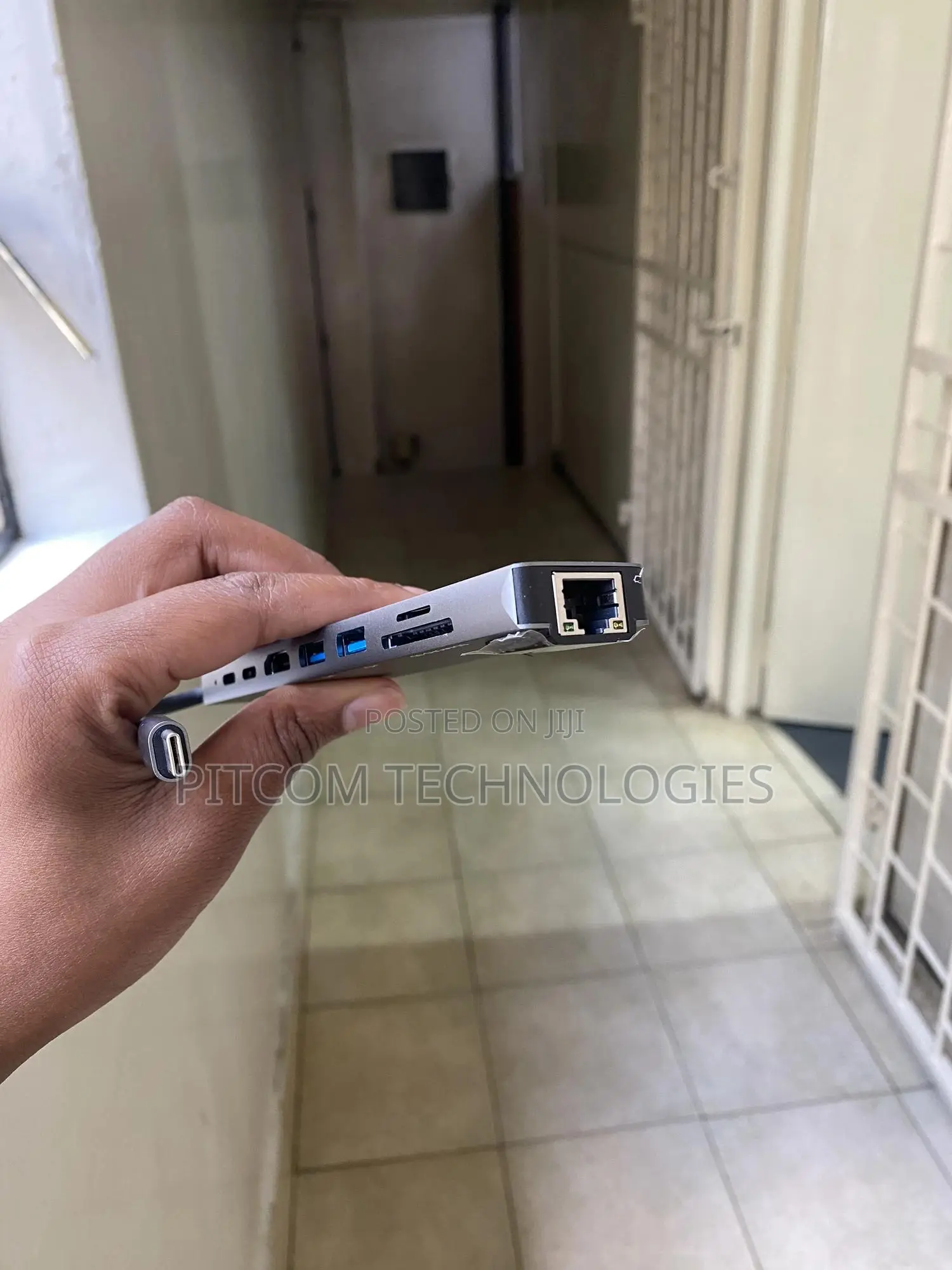 8 in 1 Type -C HUB /8 Ports HUB Type -C
