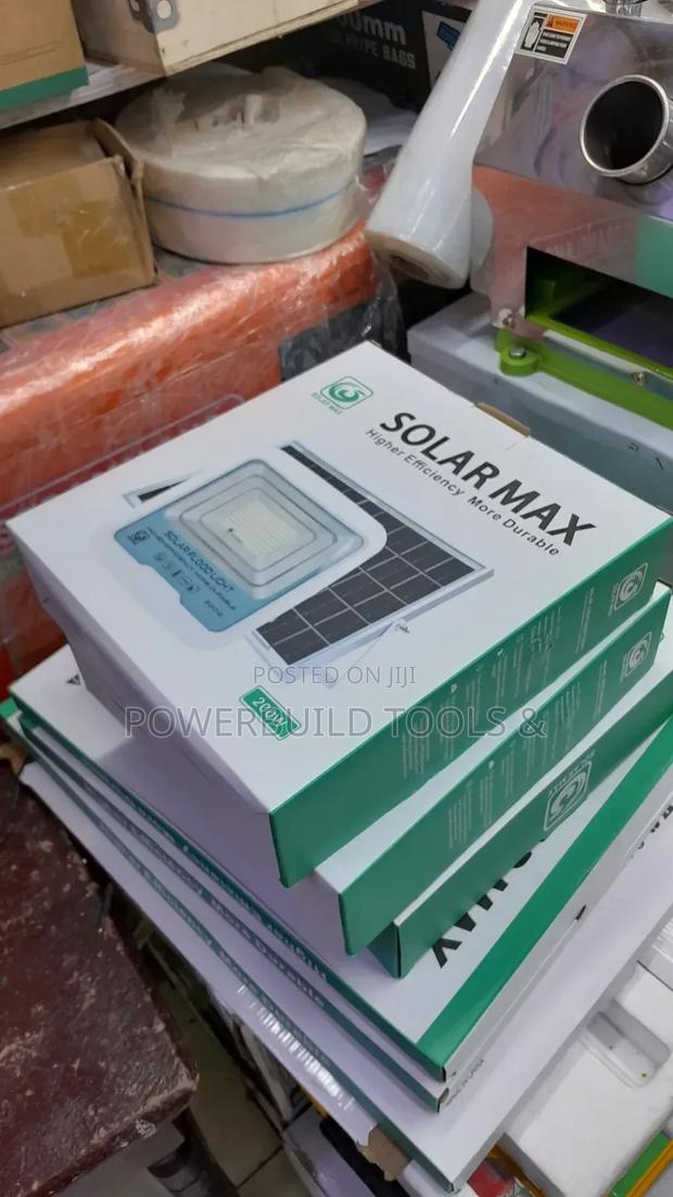 Solar Max 200W Flood Lights - thumbnail 2