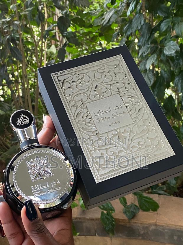 Fakhar Black Lattafa Perfumes for Men - main view