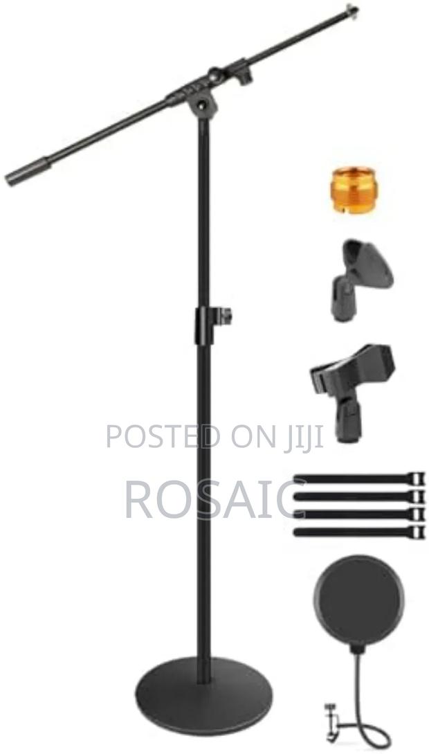 Microphone Stand With Round Base - thumbnail 2