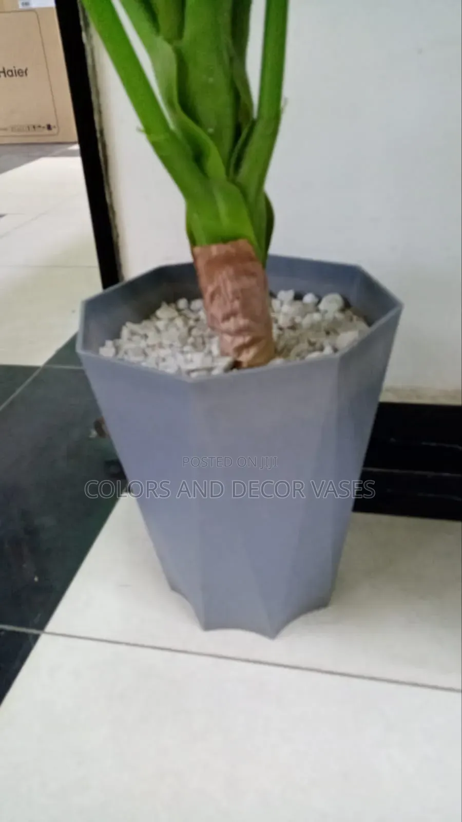 Big Plastic Vase Available in Grey, White and Black