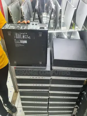 Desktop Computer HP EliteDesk 705 8GB AMD Ryzen 5 HDD 500GB