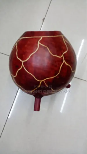 Red Brown Calabash With Stands