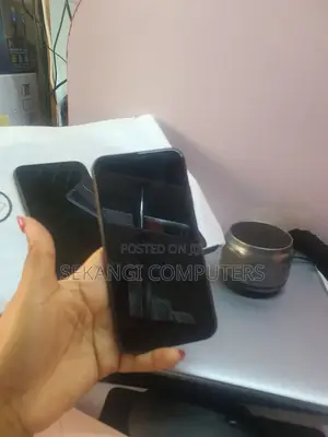 Apple iPhone XR 128 GB Black