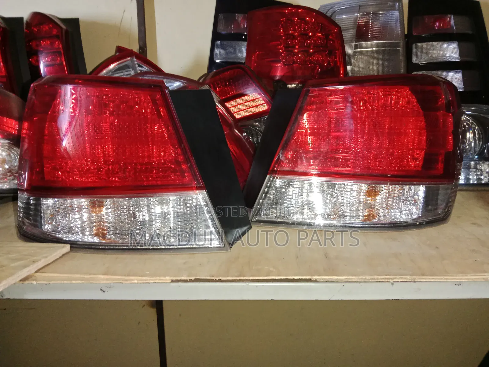 Subaru Legacy BM9 Back/Taillight