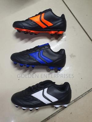 Tika Kid's Football Boots Size 31-36 - thumbnail 2