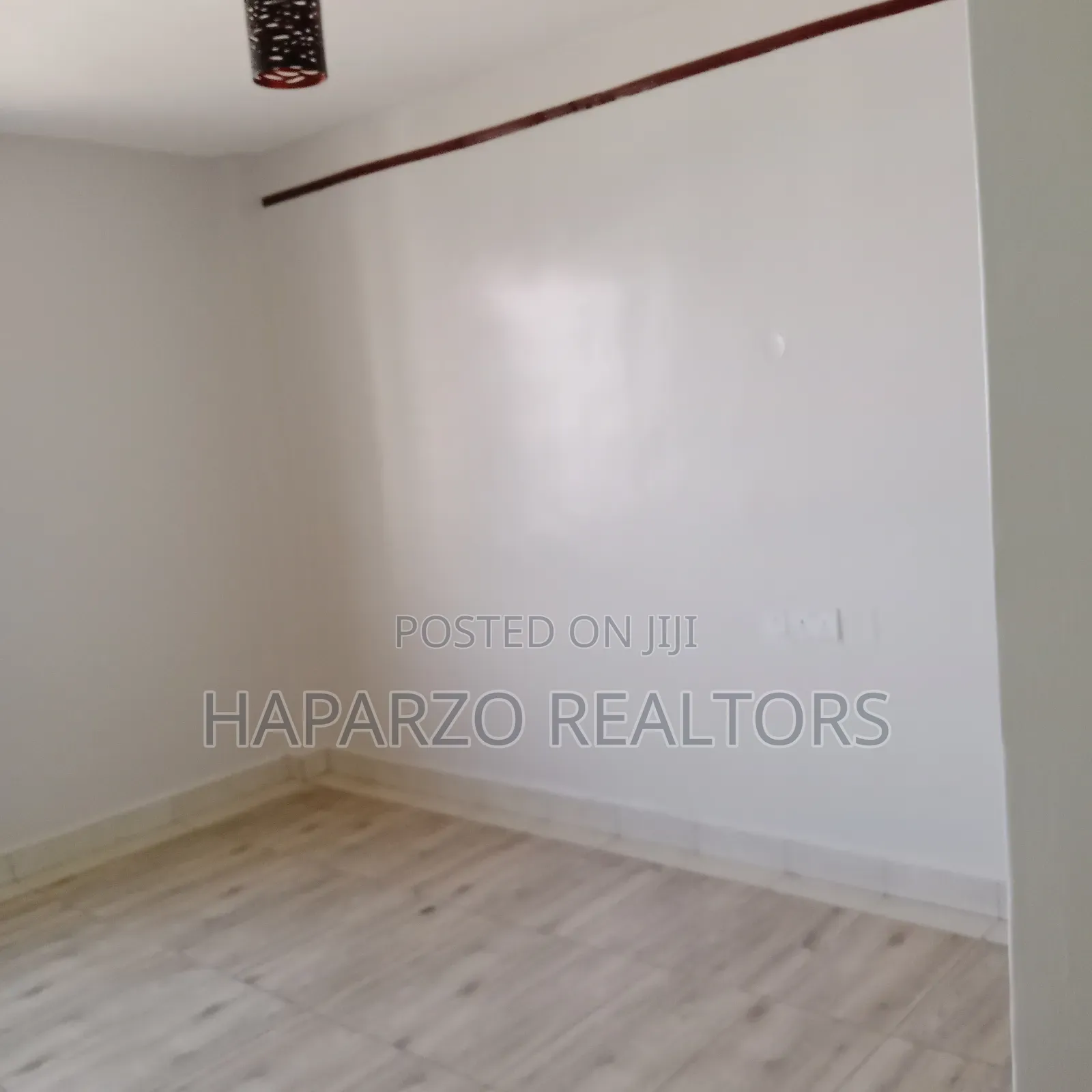 2bdrm Apartment in Three Unit Complex for rent