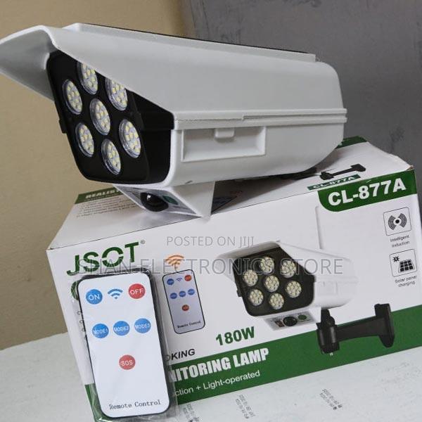 Ip65 Waterproof Dummy CCTV Camera Solarlight Available;