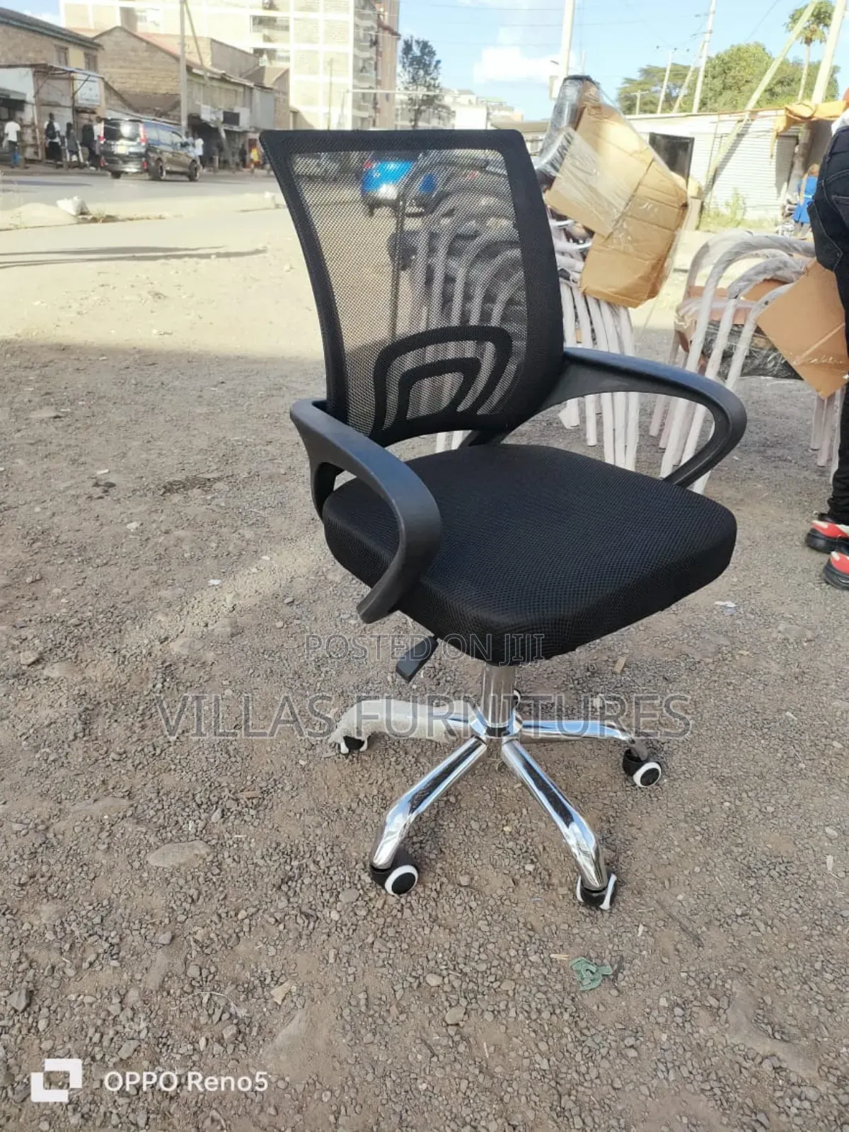Clerk Mesh Chair