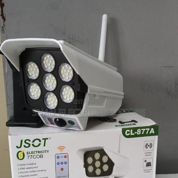 >180watts Solar Powered Dummy Fake Camera Lamp - main view