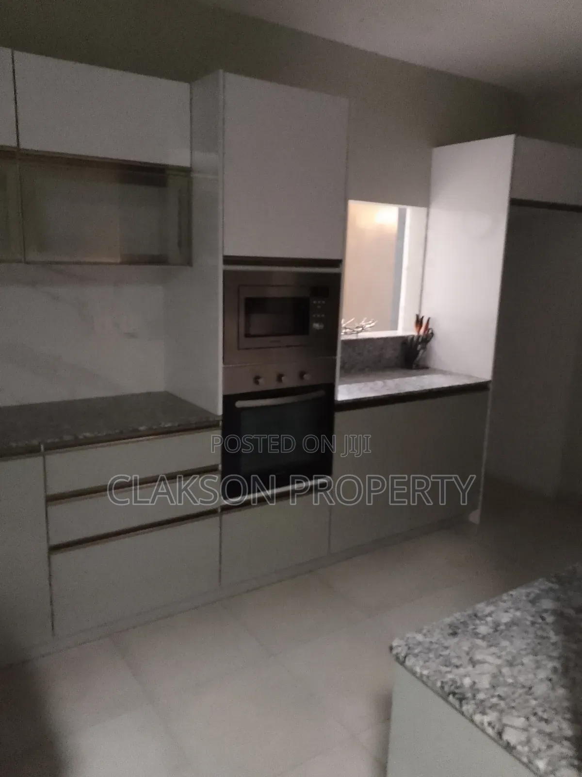 4bdrm Apartment in Kilimani for rent