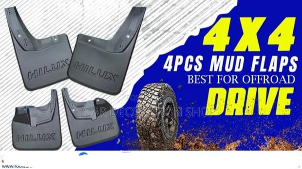 Offroad 4pc Hilux Mudflaps
