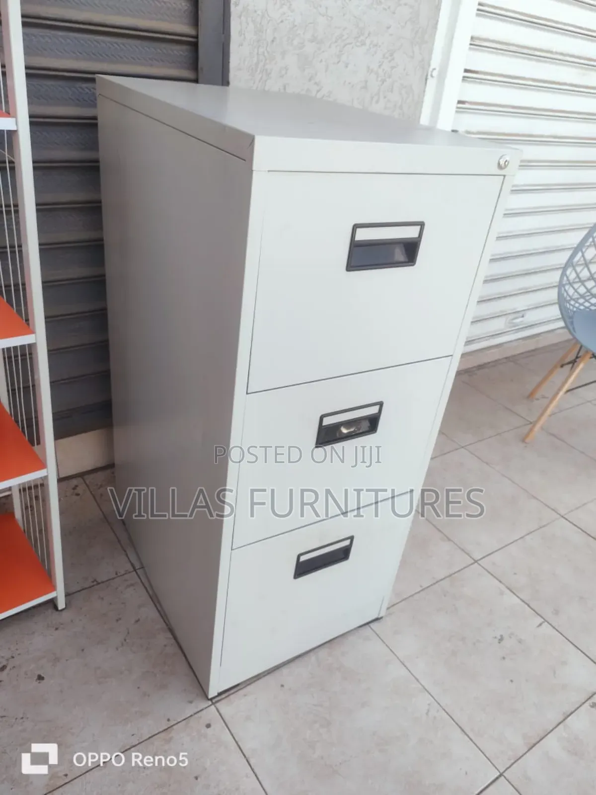 3 Drawers Lockable File Cabinet