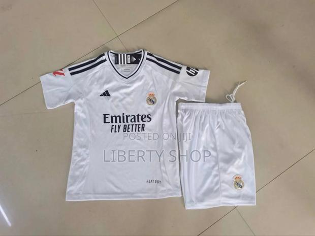 Real Madrid Kids Jersey (4 -14yr) - main view