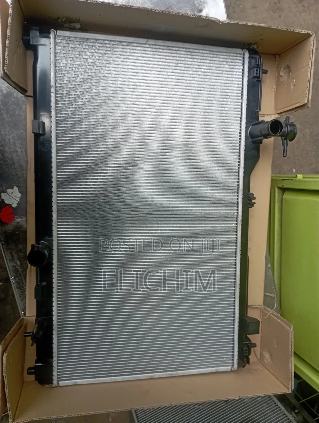 2017 Voxy/Noah Radiator