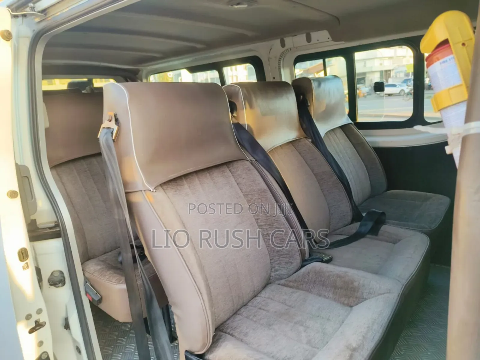 Nissan Caravan (Urvan) 2015 White