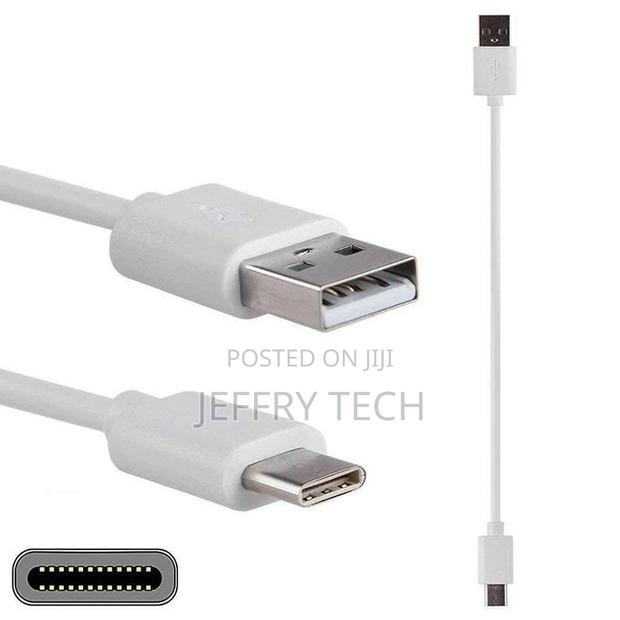 Short Usb to Type-C Power Bank Cable for Charging and Syncin