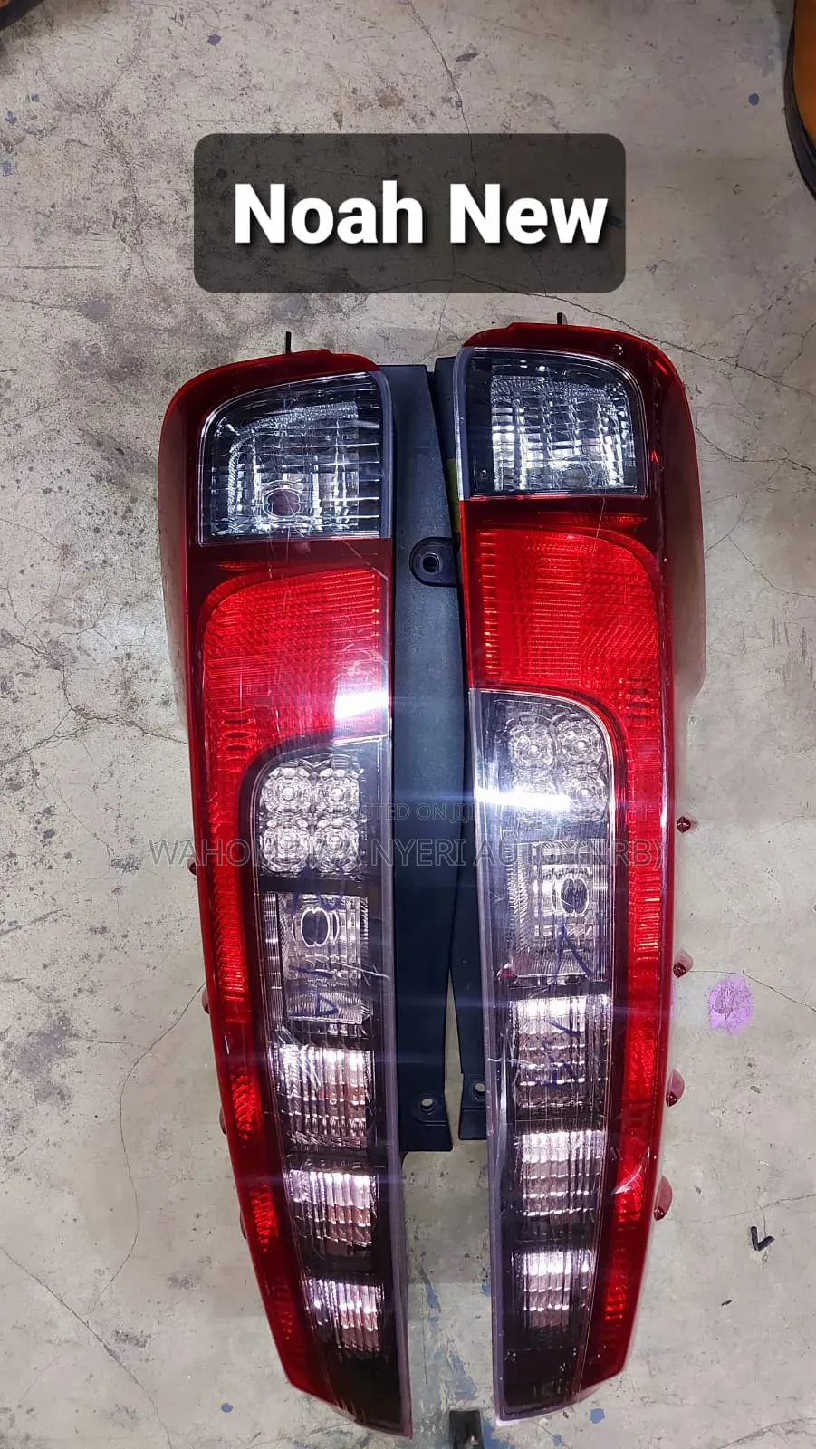 Toyota Noah Taillight