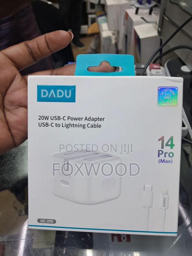 Original Apple iPhone 15 Pro Max (20watts) FAST CHARGER - thumbnail 4